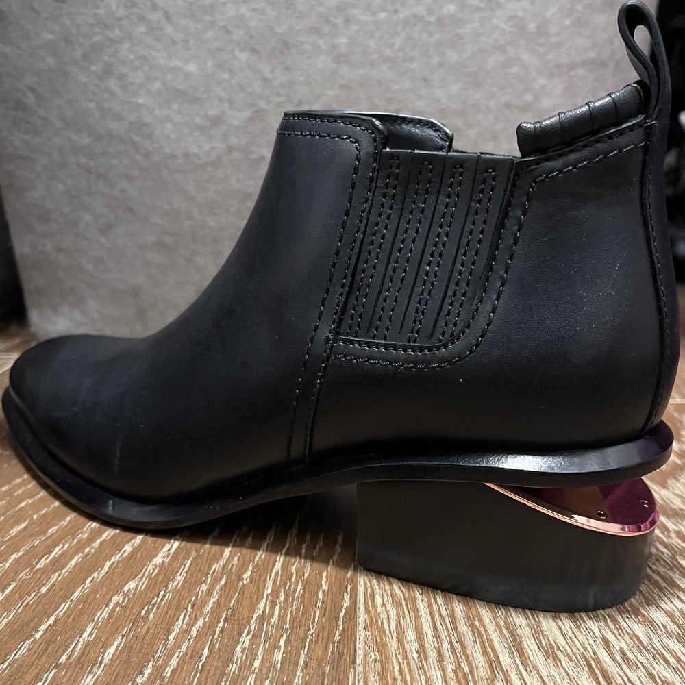 Alexander wang Kori ankle booties black/rose gold size 36